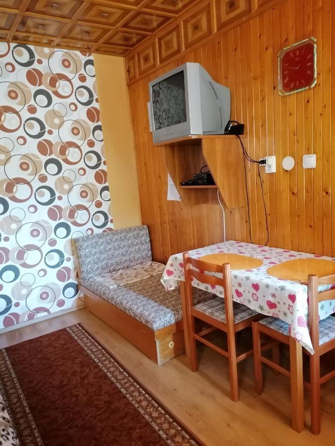 Appartement Apartman Marina à Bük Extérieur photo